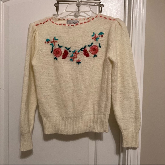 Vintage Andrew St John Cream Floral Crewel Grandma Sweater - Picture 1 of 4